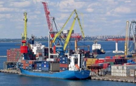 Мининфраструктуры планирует в 1 квартале 2017 г. уменьшить портовые сборы