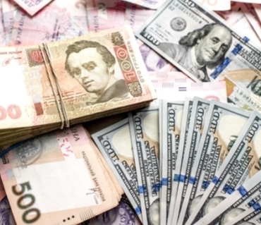 Selling Naftogaz is a significant amount of currency reduced the dollar on the interbank market