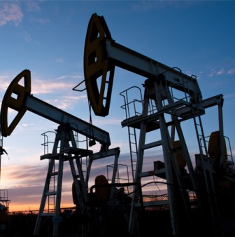 Oil prices fell to a yearly low