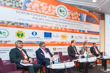 В Киеве прошла первая международная конференция «Бобовые культуры. Ставка на максимальную эффективность»