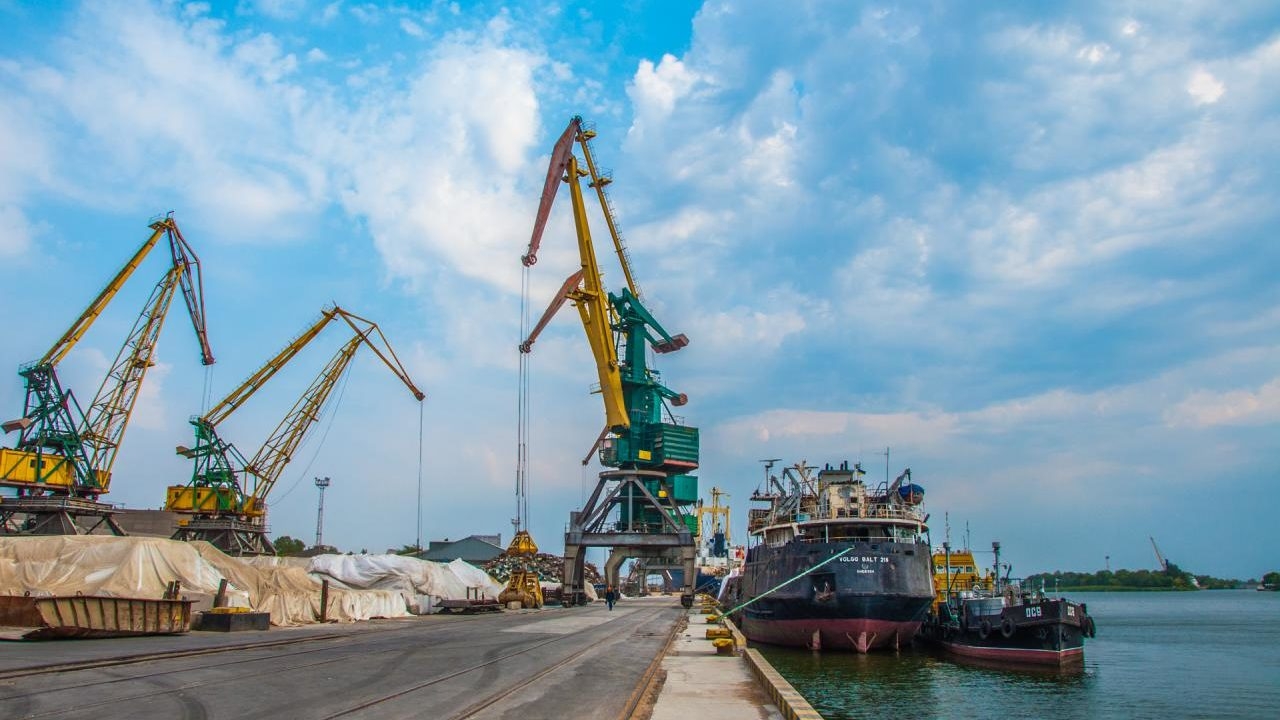 In 2022, the Ukrainian ports of the Danube increased the transshipment of grain by 42 times