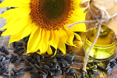 Українська соняшникова олія дешевшає на світових ринках