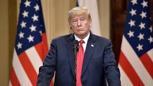 Трамп почав торговельні війни та ввів санкції проти союзників та сусідів, але вони чомусь не торкнулися рф