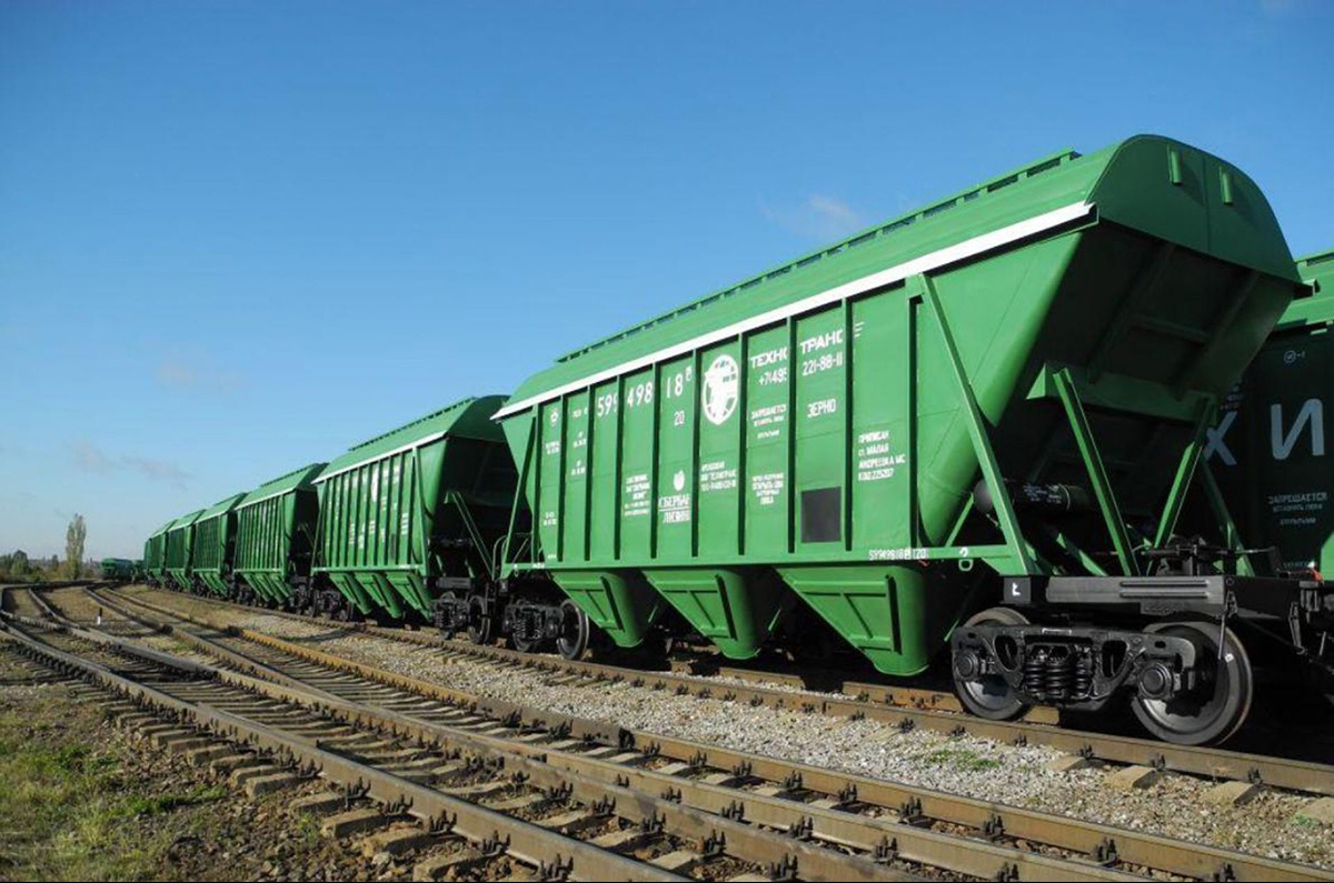 З 1 травня ставки за використання вагонів - зерновозів виростуть на 160 грн