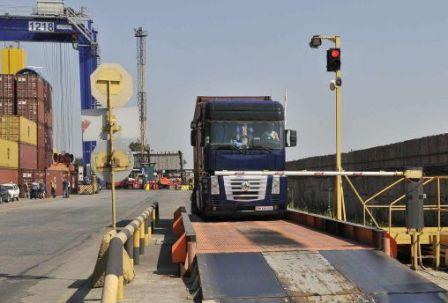 Морпорти України зобов’язали встановити вагові комплекси